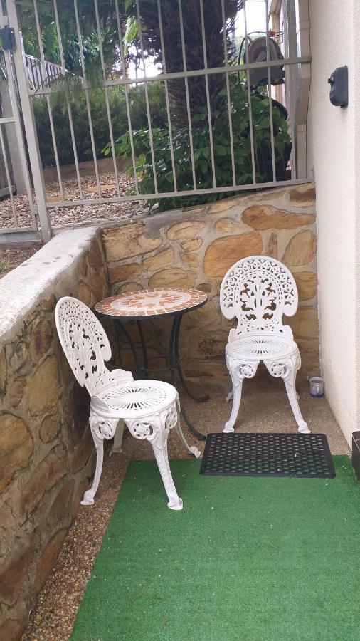 Sweet Home By The Golf Course Canberra Extérieur photo